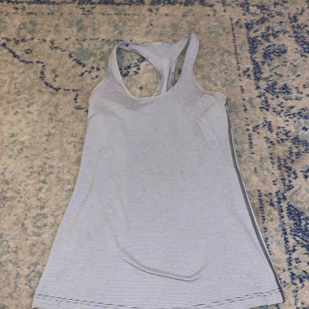 Lululemon razorback tank size 10